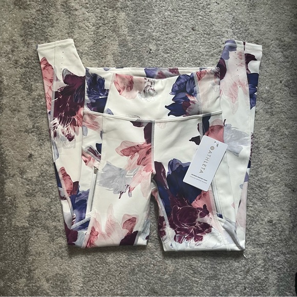 NWT Athleta Rainier printed tight floral night bloom white - Picture 3 of 5